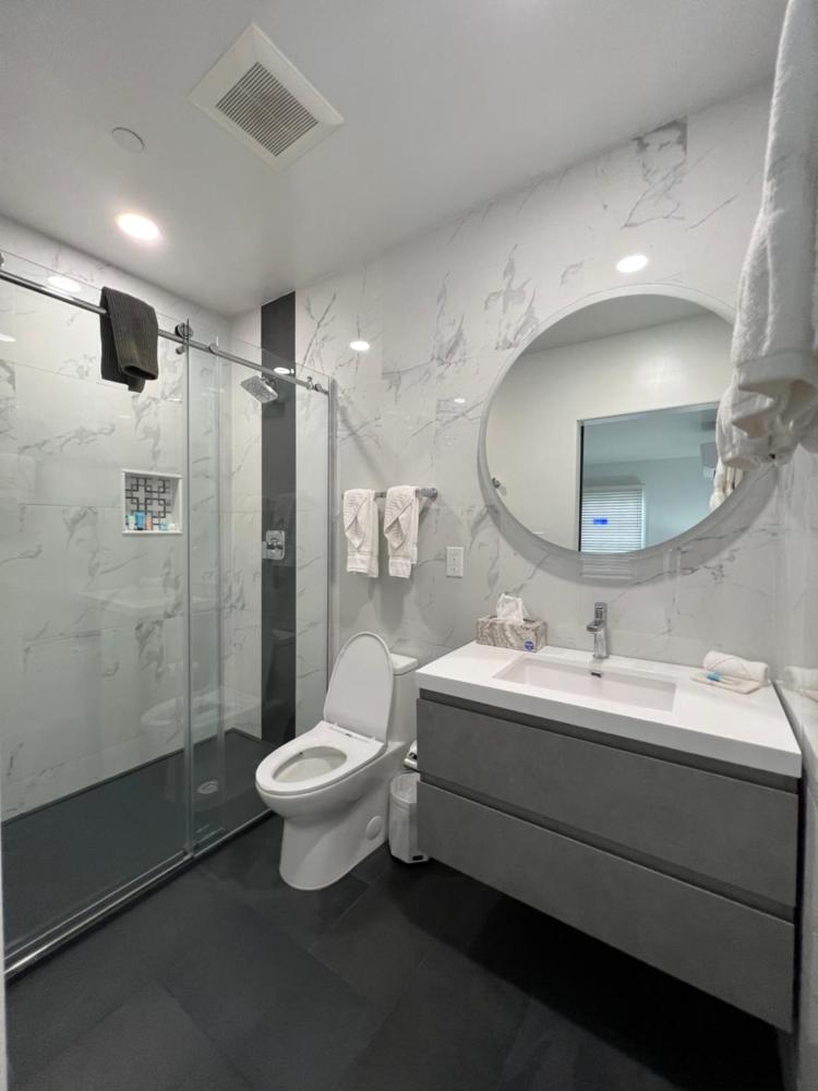 Superior Queen Room interior